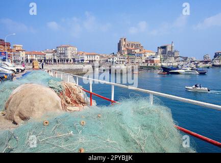 Übersicht. Castro Urdiales, Kantabrien, Spanien. Stockfoto