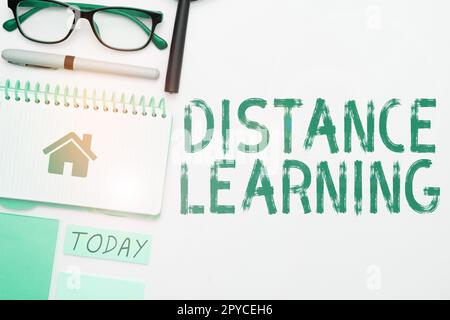 Konzeptionelle Beschriftung Distance Learning. Lehrvorträge über Geschäftsideen, die per Fernzugriff über das Internet übertragen werden Stockfoto
