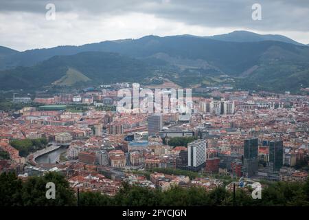 Bilbao, Baskenland, Spanien aus der Vogelperspektive Stockfoto