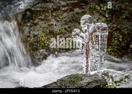 Wasserfall im Tal des Flusses Selke im Harz-Gebirge Stockfoto