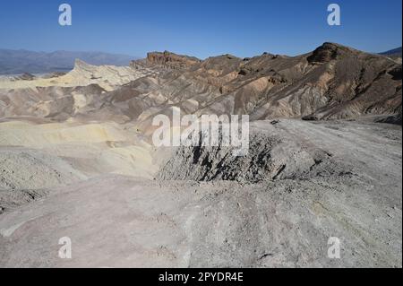 Zabriskie Point ist ein Teil der Amargosa Range im Osten von Death Valley Death Valley National Park in Kalifornien, USA Stockfoto