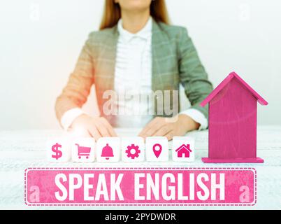 Die vorgestellte Textunterschrift spricht Englisch. Internet Concept Study eine andere Fremdsprache Online verbale Kurse Stockfoto