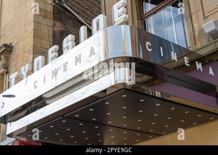 Ein Blick auf das Schild im Tyneside Cinema - einem unabhängigen Kino in der Stadt Newcastle upon Tyne, Großbritannien. Stockfoto