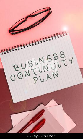 Schreiben mit Anzeige des Textes Business Continuity Plan. Geschäftsidee Erstellen von Systemen zur Verhinderung potenzieller Bedrohungen Stockfoto