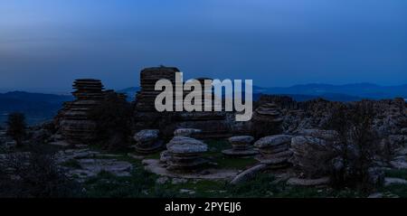 El Torcal de Antequera. Bonitos paisajes Karsticos, con muchas huellas de Amonites. Stockfoto