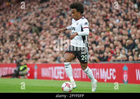 Liverpool, Großbritannien. 03. Mai 2023. Willian #20 von Fulham geht beim Premier League-Spiel Liverpool gegen Fulham in Anfield, Liverpool, Großbritannien, am 3. Mai 2023 (Foto von Mark Cosgrove/News Images) in Liverpool, Großbritannien, am 5./3. Mai 2023 mit dem Ball voran. (Foto: Mark Cosgrove/News Images/Sipa USA) Guthaben: SIPA USA/Alamy Live News Stockfoto