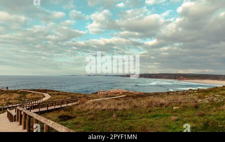 Küstenlandschaft im Naturpark Südwest-Alentejo und Costa Vicentina in Bordeira Stockfoto