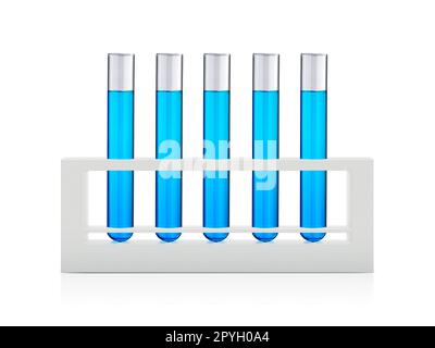 Blaue Flüssigkeiten in Reagenzgläsern, isoliert auf weißem Hintergrund Stockfoto
