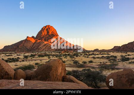 Die Spitzkoppe Berg in Namibia Stockfoto