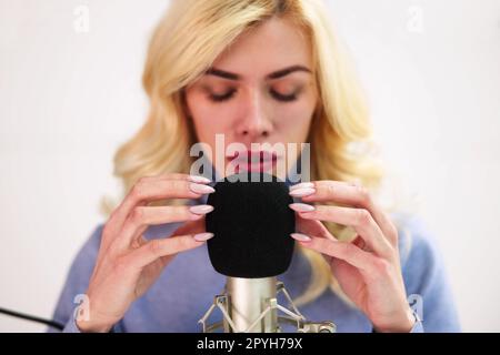 ASMR. Vegetative Sensorische Meridian-Reaktion Stockfoto