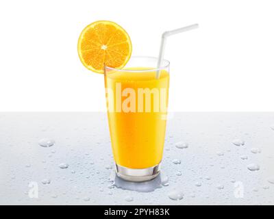 Frischer Orangensaft mit Obst auf dem Tisch und Wassertropfen Stockfoto