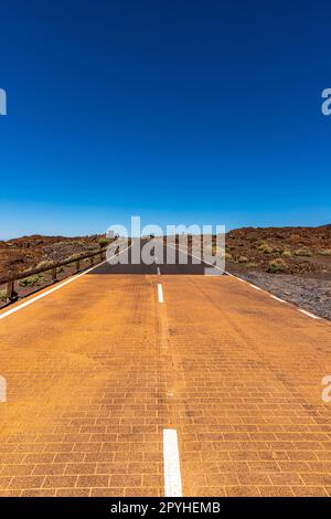 TF-38 am Mirador de las Narices del Teide Stockfoto