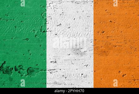 An der Wand ist eine Landflagge gemalt Stockfoto