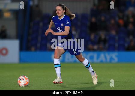 Kingston, Großbritannien. 03. Mai 2023. Melanie Leupolz von Chelsea Women dribbelt während des FA Women's Super League-Spiels zwischen Chelsea Women und Liverpool Women im Cherry Red Records Stadium, Kingston, England, am 3. Mai 2023 mit dem Ball. Foto von Carlton Myrie. Nur redaktionelle Verwendung, Lizenz für kommerzielle Verwendung erforderlich. Keine Verwendung bei Wetten, Spielen oder Veröffentlichungen von Clubs/Ligen/Spielern. Kredit: UK Sports Pics Ltd/Alamy Live News Stockfoto