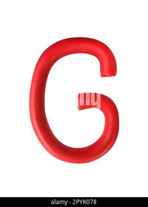 Handgefertigtes Plastikalphabet isoliert auf weißem Hintergrund. Englische bunte Buchstaben von Modelliermist Stockfoto