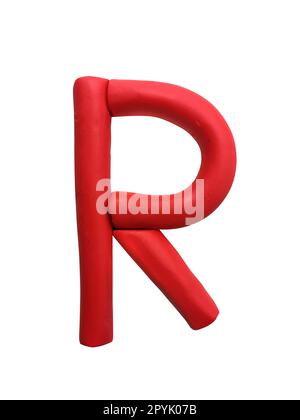 Handgefertigtes Plastikalphabet isoliert auf weißem Hintergrund. Englische bunte Buchstaben von Modelliermist Stockfoto