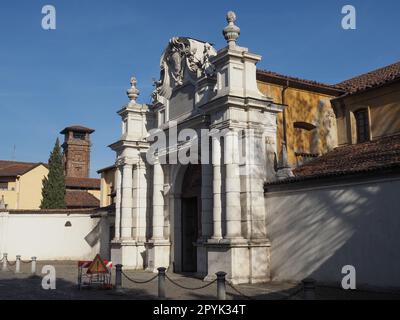 La Certosa ehemaliges Kloster und Eintrittsportal für Irrenanstalten in Collegno Stockfoto