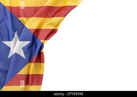 Flagge von Katalonien in der Ecke auf weißem Hintergrund. 3D-Rendering. Isoliert Stockfoto