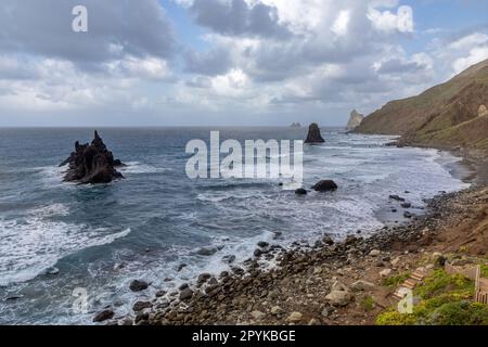 Abend am Strand von Benijo in der Nähe von Taganana, Teneriffa, Spanien Stockfoto