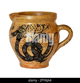 19. Century, französisch, Braun-glasierter Keramikkrug oder Wasserkruche, verziert mit einem Drachen oder einer Schlange, isoliert auf weißem Hintergrund Stockfoto