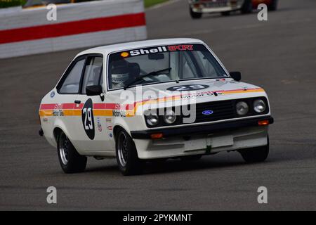 Peter Smith, Ford Escort RS2000, Gordon Spice Trophy, Finale für Limousinen der Gruppe 1, die in den Jahren 1970 bis 1982 ein Rennen gefahren sind, läuft mit zwei 20-Minuten-Std Stockfoto