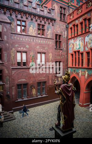 Innenhof des Rathauses oder Rathaus am Marktplatz in der Altstadt Stockfoto