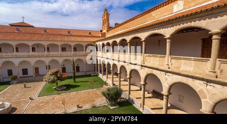 Palast von Juan II, Kloster von Nuestra Señora de Gracia, Madrigal de las Altas Torres, Ávila, Kastilien-Leon, Spanien, Europa Stockfoto