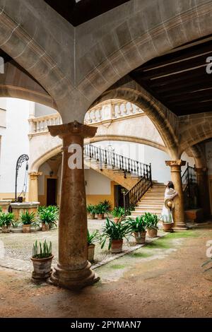 palacio de Can Oleza mandado construir por la familia Descos en el siglo XV, Monumento Historico-Artistico, Palma, mallorca, islas baleares, spanien, eu Stockfoto