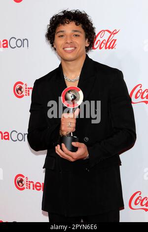Las Vegas, NV, USA. 27. April 2023. Anthony Ramos bei der Ankunft für die CinemaCon Big Screen Achievement Awards, Omnia Nightclub im Caesars Palace Las Vegas, Las Vegas, NV 27. April 2023. Kredit: Priscilla Grant/Everett Collection/Alamy Live News Stockfoto