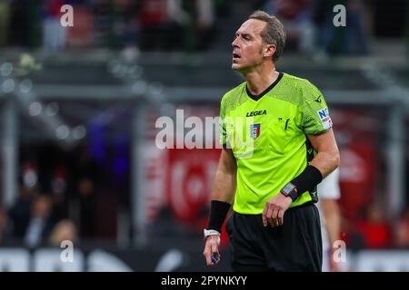 Mailand, Italien. 03. Mai 2023. Schiedsrichter Luca Pairetto in Aktion während des Fußballspiels der Serie A 2022/23 zwischen AC Milan und US Cremonese im San Siro Stadium, Mailand, Italien, am 03. Mai 2023 Kredit: Independent Photo Agency/Alamy Live News Stockfoto