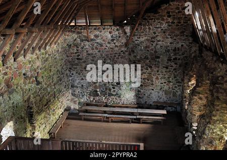 Im Inneren der Burgruine Raseborg in Snappertuna Finnland Stockfoto