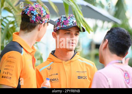 4. Mai 2023: Miami International Autodrome, Miami Gardens, Florida, USA: Formel 1 Crypto.com Miami Grand Prix 2023: Ankunft und Inspektion Tag: McLaren Fahrer Lando Norris im Team Village Stockfoto