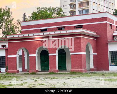 Blick auf die Mymensingh Zilla School in Bangladesch. Stockfoto