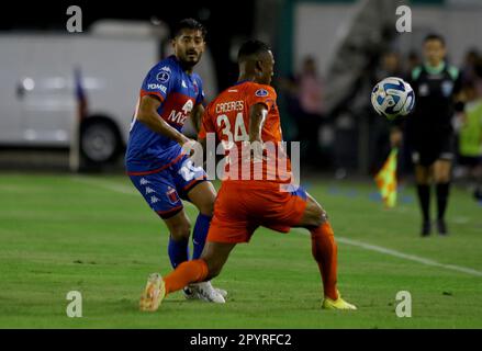 Valencia, Carabobo, Venezuela. 3. Mai 2023. 03. Mai 2023. Mach ein Gruppenspiel der Copa Sudamericana, zwischen Academia Puerto Cabello (Venezuela) und Tigre aus Argentinien, gespielt im Misael Delgado-Stadion, in der Stadt Valencia, Venezuela. Foto: Juan Carlos Hernandez (Kreditbild: © Juan Carlos Hernandez/ZUMA Press Wire) NUR REDAKTIONELLE VERWENDUNG! Nicht für den kommerziellen GEBRAUCH! Stockfoto