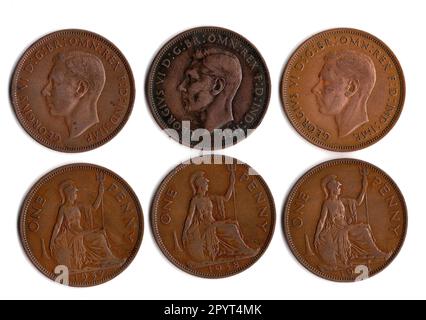 King George VI. Alte Penny-Münzen aus Großbritannien, die vorne und hinten zeigen. Stockfoto