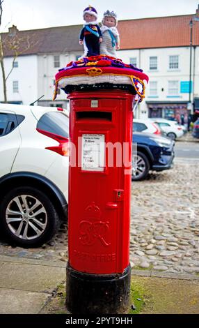 King Charles 111 Krönungsausstellung auf Postfach, Yarm on Tees, East Riding Yorkshire, England 2023 Stockfoto