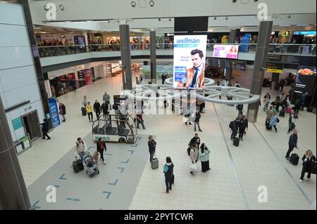 Am Südterminal in London Gatwick. Stockfoto