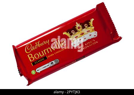 Cadbury Bournville klassische dunkle Schokoladenriegel für die Krönung des Königs, isoliert auf weißem Hintergrund - Cadburys-Schokolade Stockfoto