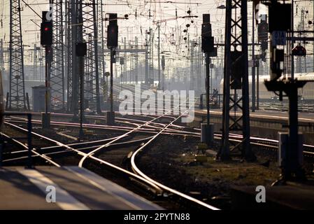 15.02.2017, Frankfurt, DEU, Deutschland, das Schienensystem der Frankfurter Hauptinstanz Stockfoto