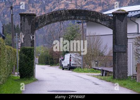 Ebensee, Österreich - 24. April 2023: Ebensee war ein Unterlager des Konzentrationslagers Mauthausen, das von der SS errichtet wurde, um Tunnel für die Lagerung von Rüstungsgütern zu bauen Stockfoto