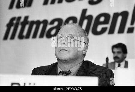 Deutschland, Bonn, 14/03/1992 Archiv: 32-48-15 NRW-CDU Parteikonferenz Foto: Norbert Bluem [automatisierte Übersetzung] Stockfoto
