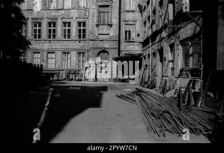 DDR, Berlin, 27.05.1989, Hinterhof, Oranienburger Straße, [Maschinelle Übersetzung] Stockfoto