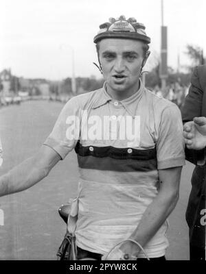 Grand Prix des Radsports in Aachen 12.07.1959 (geschätztes Datum) / Bernhard Eckstein (DDR) , Portraet , Portrait [automatisierte Übersetzung] Stockfoto