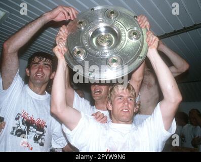VFB Stuttgart deutscher Champion 1992 16.05.1992. / Fritz Walter mit