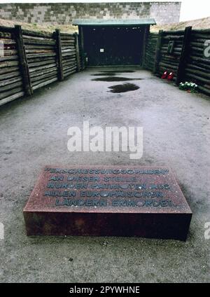 Brandenburg / Konzentrationslager / Holocaust 1995 Konzentrationslager Sachsenhausen, Schießgraben, Gedenkstein, //History-1933-1945/Nazis/Oranienburg/ [automatisierte Übersetzung] Stockfoto