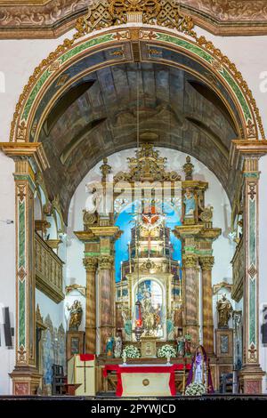 Altar in der historischen und berühmten Kirche unseres Herrn von Bomfim in Salvador, Bahia, Brasilien, Brasilien Stockfoto