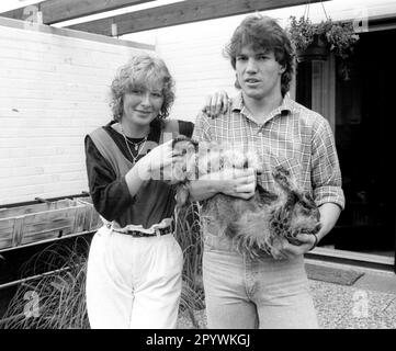 Lothar Matthäus (Borussia Mönchengladbach) mit Ehefrau Silvia und Dackshund Cleo 01.10.1983 (geschätzt). Nur für Journalisten! Nur zur redaktionellen Verwendung! [Maschinelle Übersetzung] Stockfoto