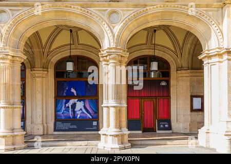 Bühneneingang der Wiener Staatsoper an der Kaerntner Straße, Wien, Osterreich Stockfoto