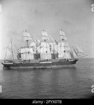 Blick auf ein Großsegler auf dem Atlantik (unberührter Shot). Stockfoto