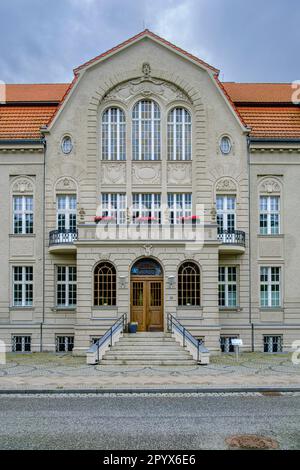 Rathaus Sassnitz, Mecklenburg-Vorpommern, Insel Rugen, Deutschland, Europa. Stockfoto